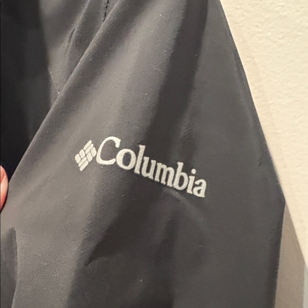 Columbia Black Hooded Waterproof Windproof Jacket - Picture 4 of 7